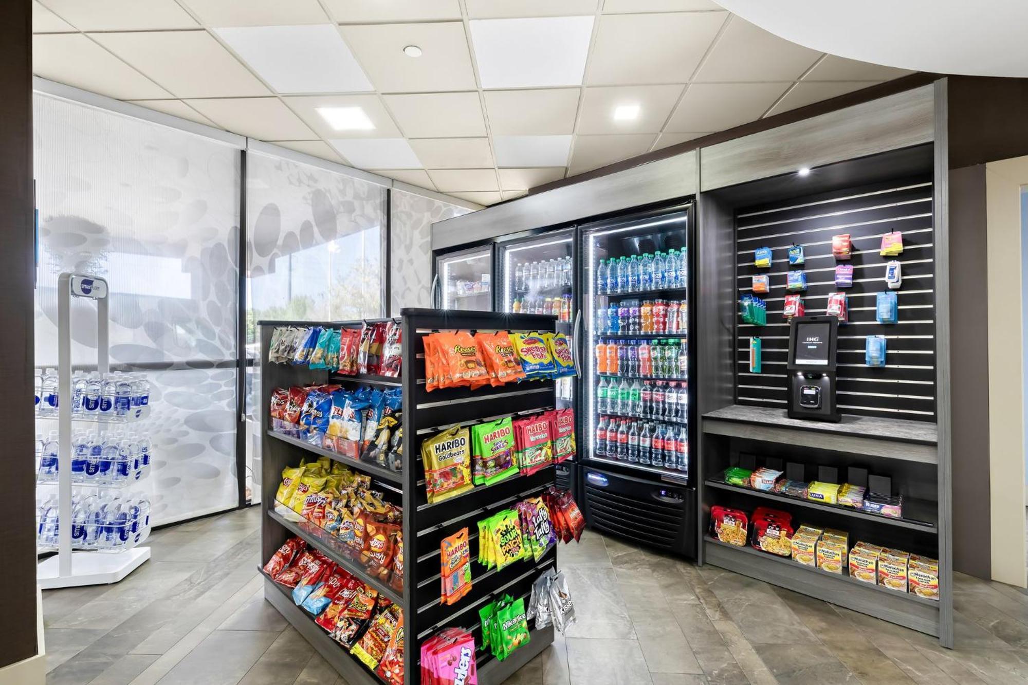 Holiday Inn Express Atlanta Galleria-Ballpark Area By Ihg Smyrna Exterior photo